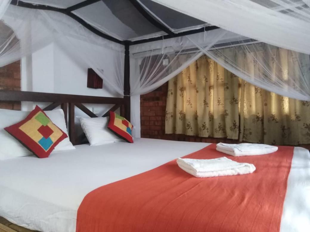Blue Horizon Beach Hotel Tangalle Esterno foto