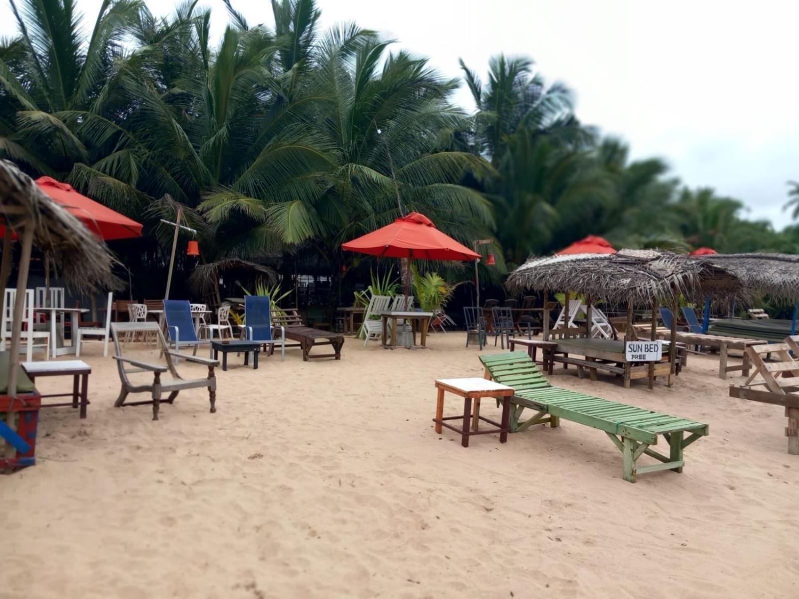 Blue Horizon Beach Hotel Tangalle Esterno foto